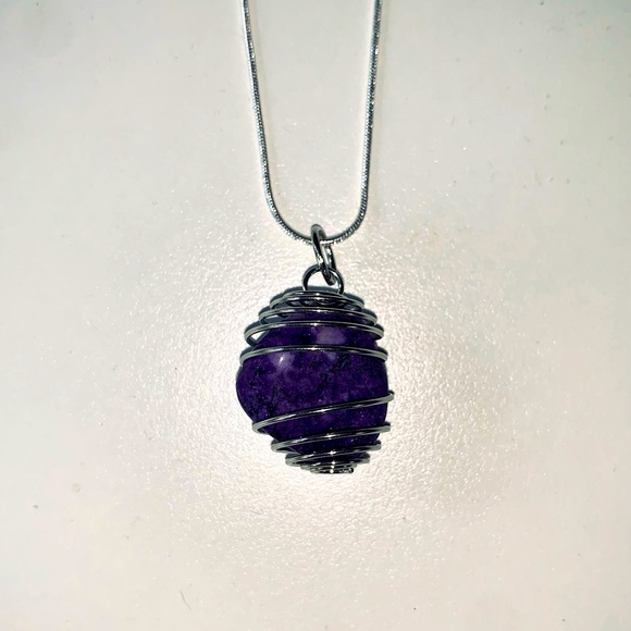 Handmade crystal necklace - Picture 1 of 2